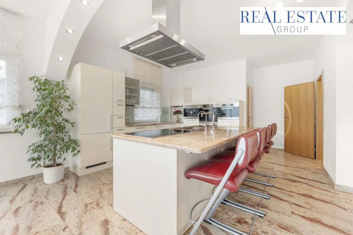 7-Zimmer-Haus kaufen in Klagenfurt Land – 195 m², € 869.000 – Bild 4 von 10