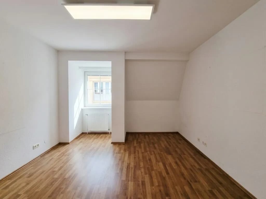4-Zimmer-Gewerbeimmobilie mieten in Sankt Pölten – 109 m², € 1.166 – Bild 8 von 12