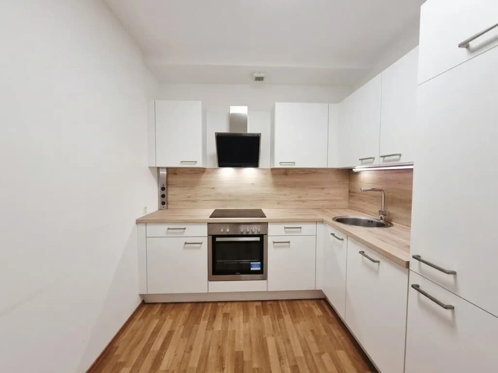 4-Zimmer-Gewerbeimmobilie mieten in Sankt Pölten – 109 m², € 1.166 – Bild 10 von 12