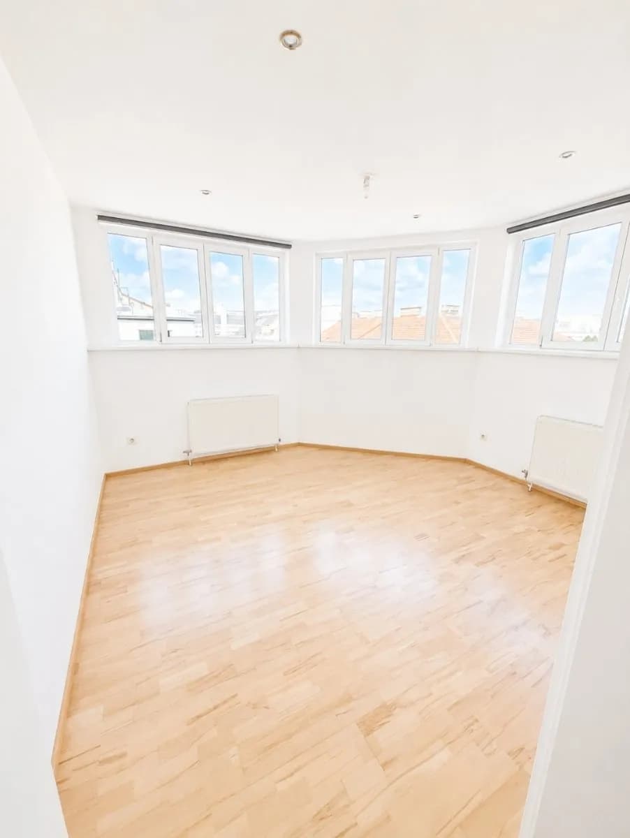 4-Zimmer-Wohnung mieten in Wien – 90 m², € 1.550 – Bild 1 von 16
