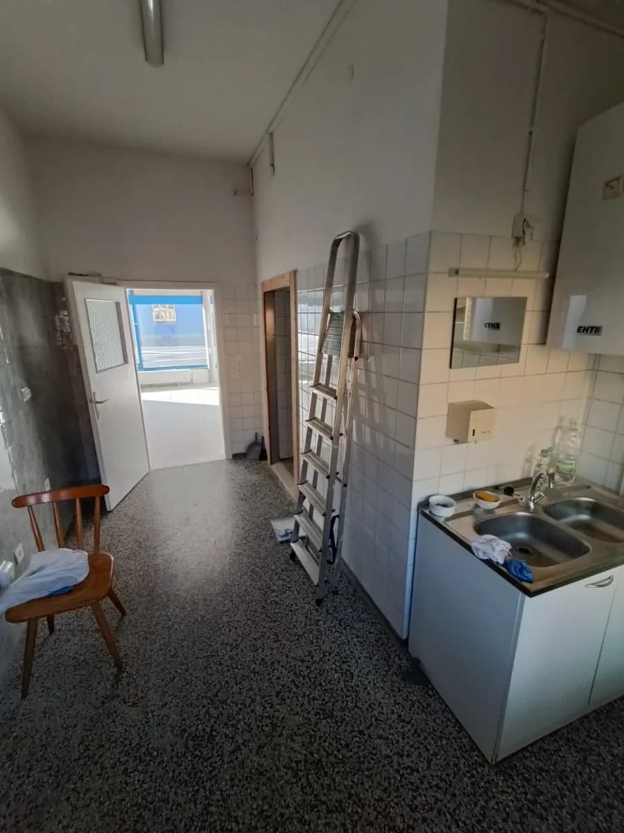 Gewerbeimmobilie mieten in Bruck-Mürzzuschlag – 60 m², € 700 – Bild 4 von 5