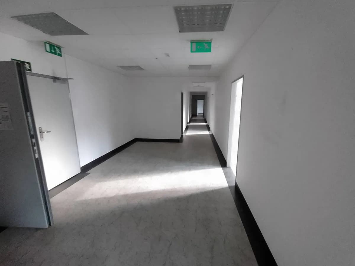 Gewerbeimmobilie mieten in Sankt Pölten – 346 m², € 4.000 – Bild 6 von 24