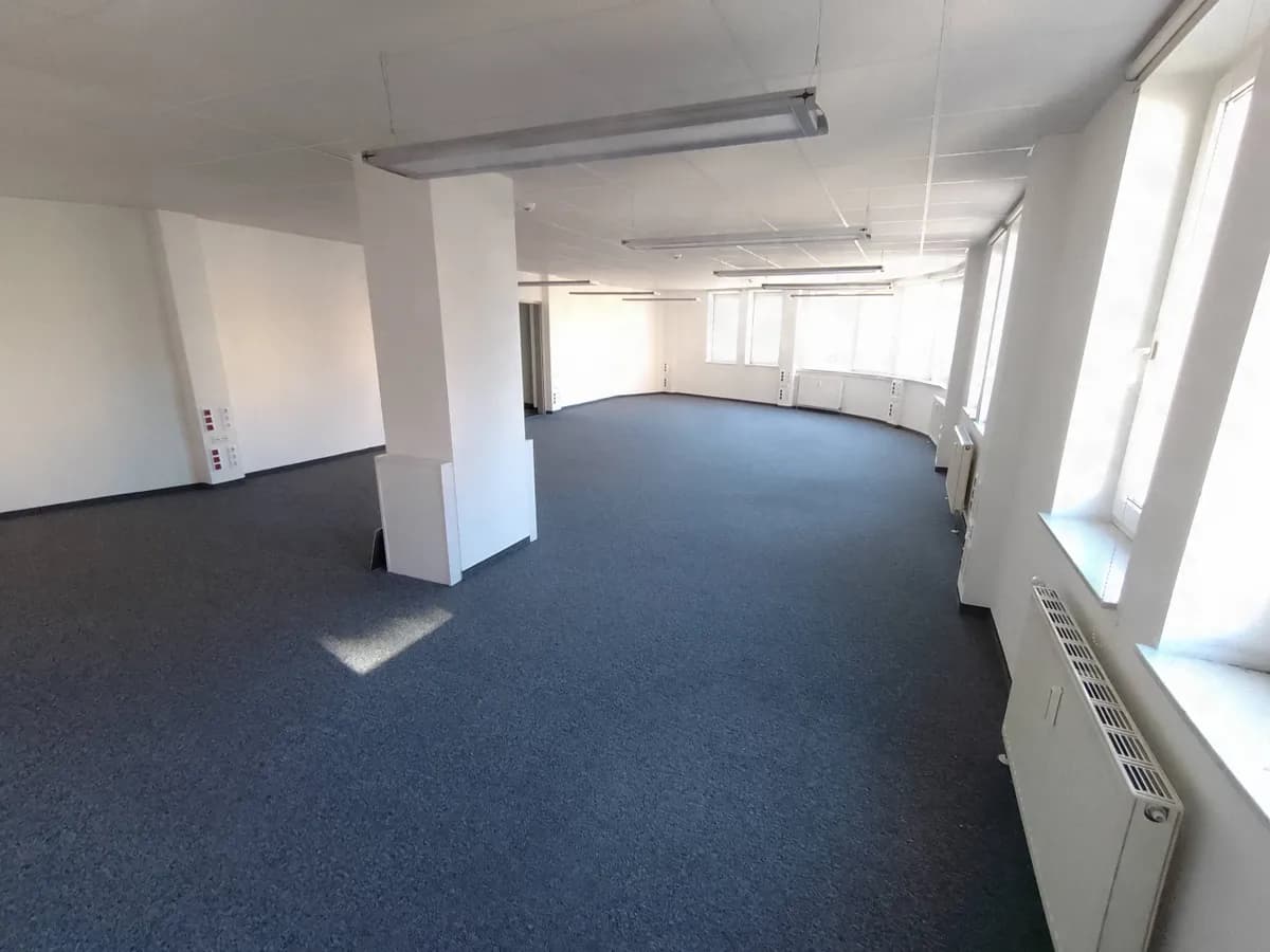 Gewerbeimmobilie mieten in Sankt Pölten – 346 m², € 4.000 – Bild 10 von 24