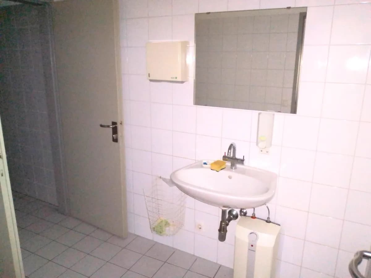 Gewerbeimmobilie mieten in Sankt Pölten – 346 m², € 4.000 – Bild 20 von 24