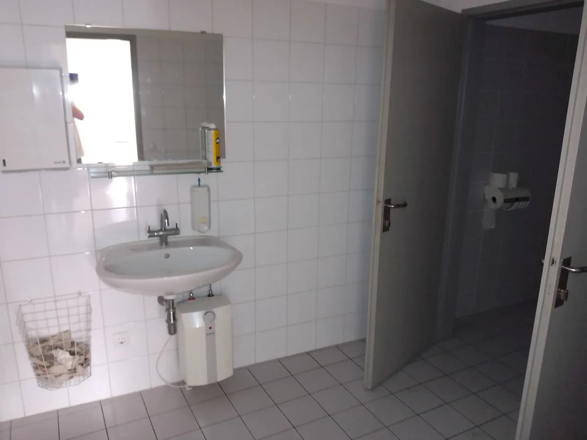Gewerbeimmobilie mieten in Sankt Pölten – 346 m², € 4.000 – Bild 23 von 24