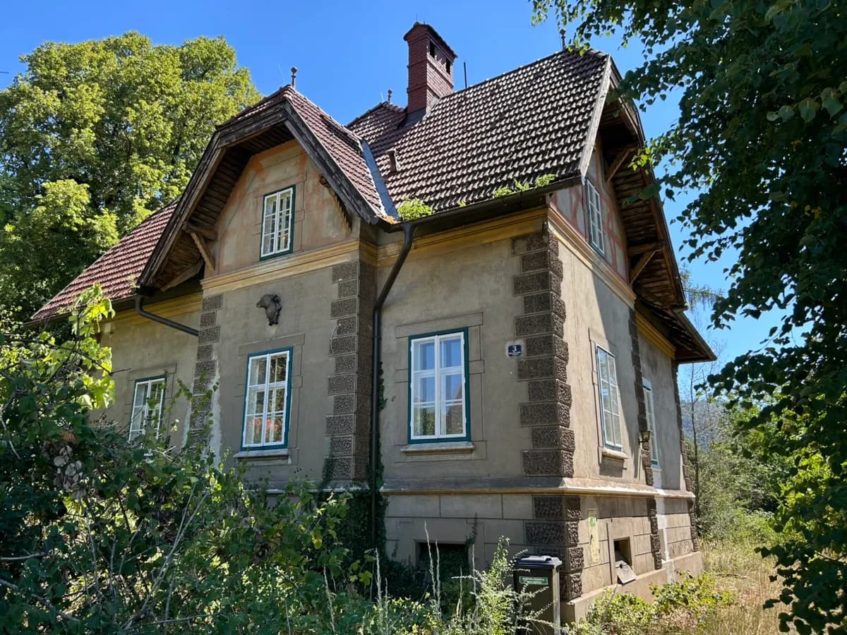 4-Zimmer-Haus kaufen in Leoben – 180 m², € 530.000