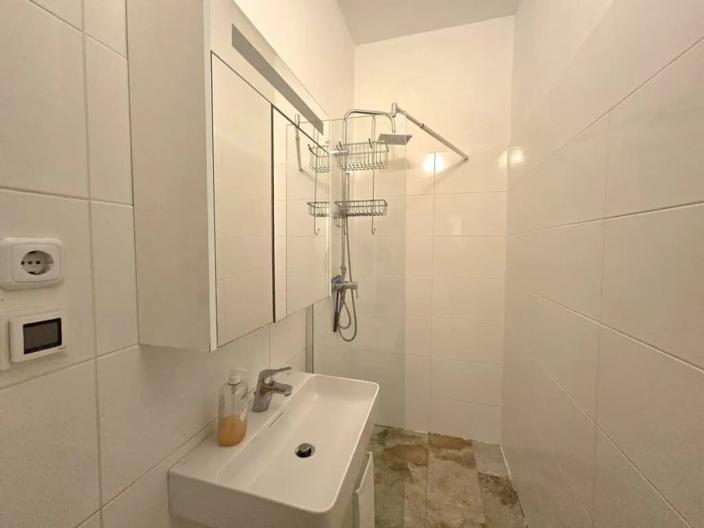 Gewerbeimmobilie kaufen in Wien – 241 m², € 395.000 – Bild 9 von 14