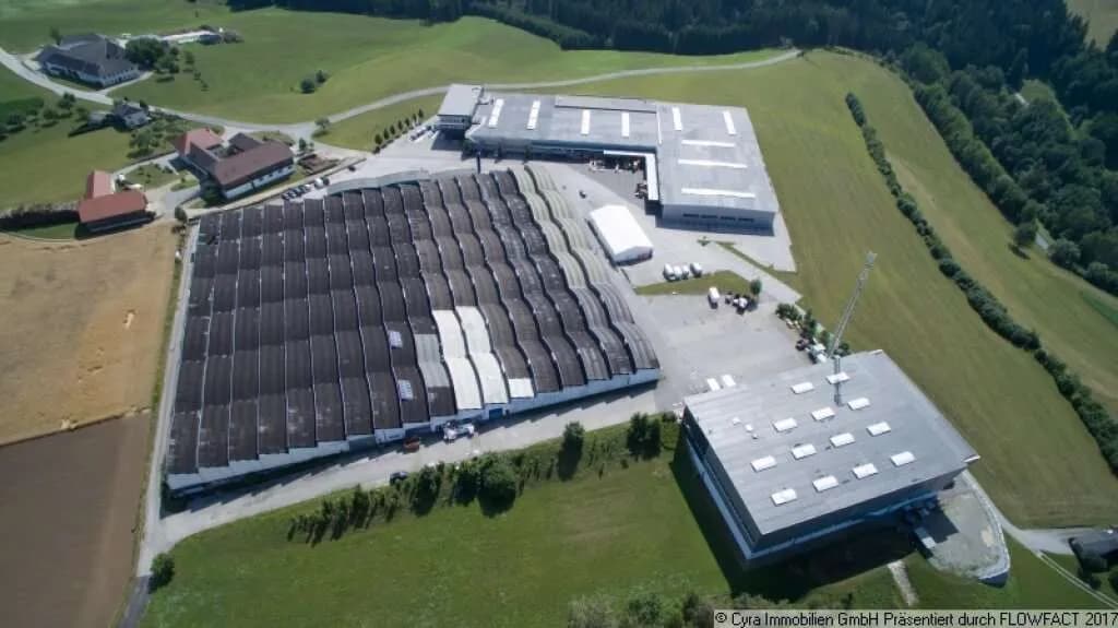 Gewerbeimmobilie mieten in Rohrbach – 14 700 m², € 4