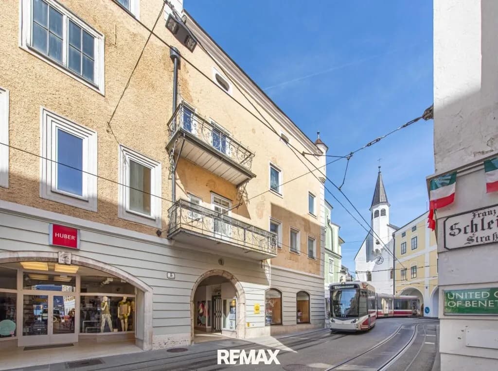 Gewerbeimmobilie kaufen in Gmunden – 1 m², € 1.990.000 – Bild 2 von 28