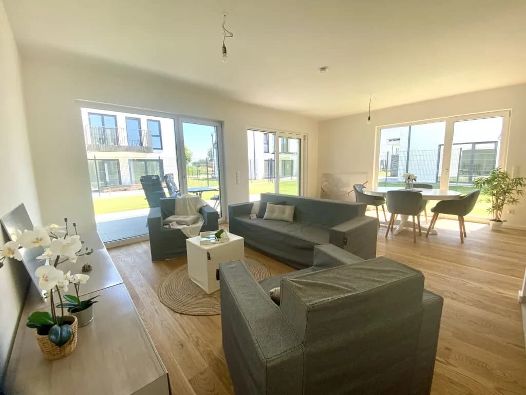 4-Zimmer-Haus mieten in Baden – 110 m², € 1.896