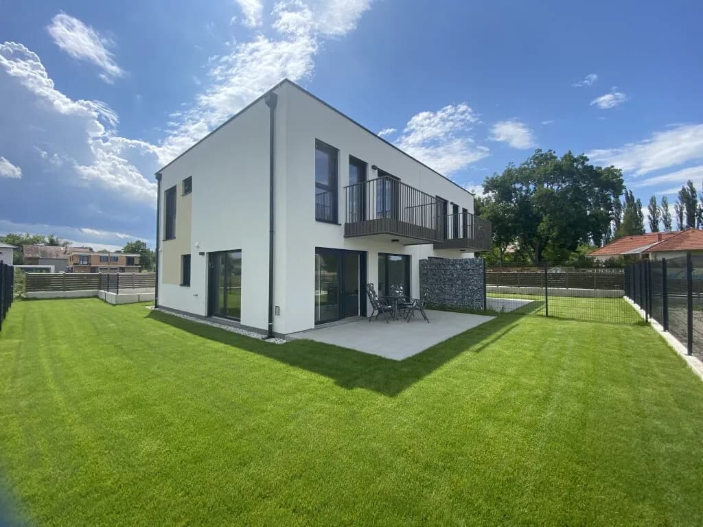 4-Zimmer-Haus mieten in Baden – 110 m², € 1.896 – Bild 3 von 16