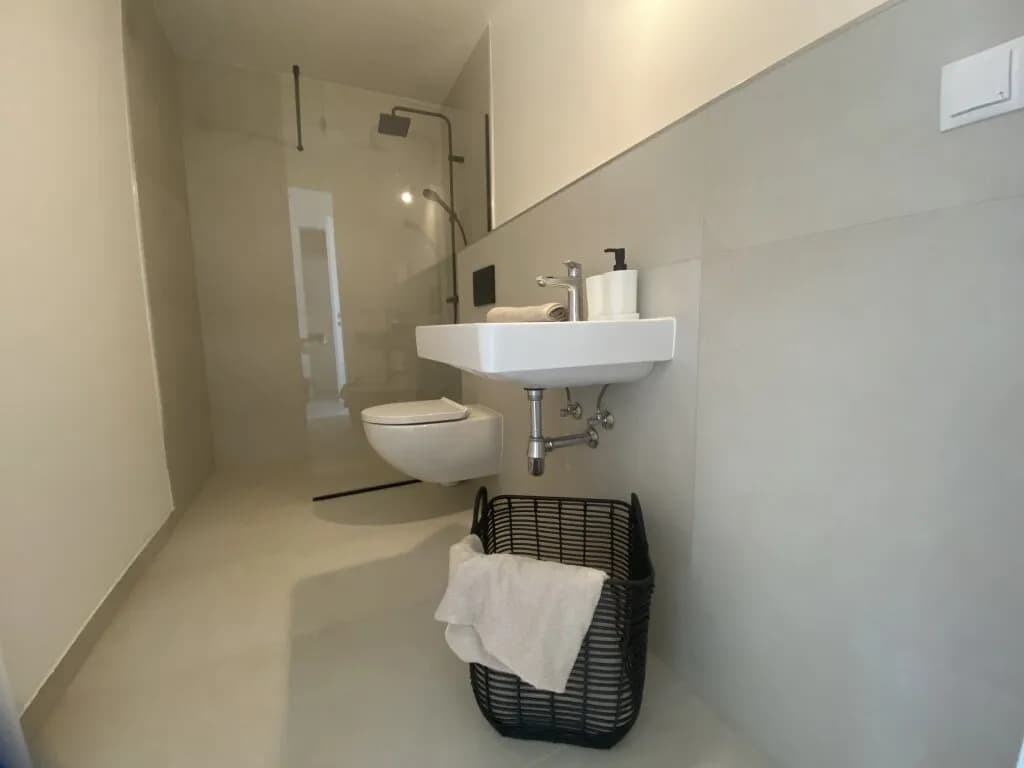 4-Zimmer-Haus mieten in Baden – 110 m², € 1.896 – Bild 7 von 16
