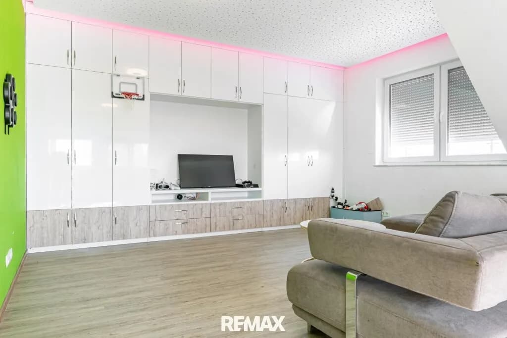 6-Zimmer-Haus kaufen in Linz – 169 m², € 695.000 – Bild 7 von 12