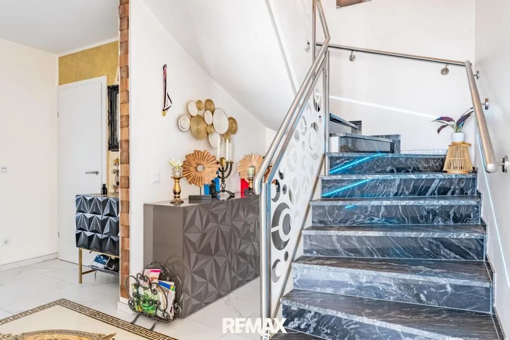 6-Zimmer-Haus kaufen in Linz – 169 m², € 695.000 – Bild 9 von 12