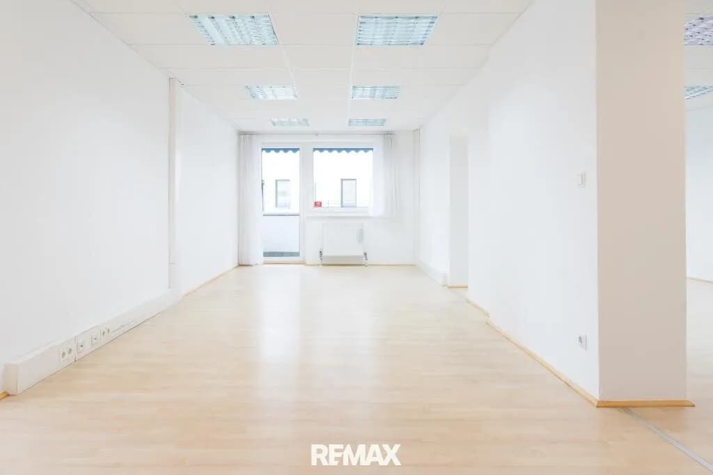 6-Zimmer-Gewerbeimmobilie mieten in Linz – 158 m², € 1.304 – Bild 2 von 4