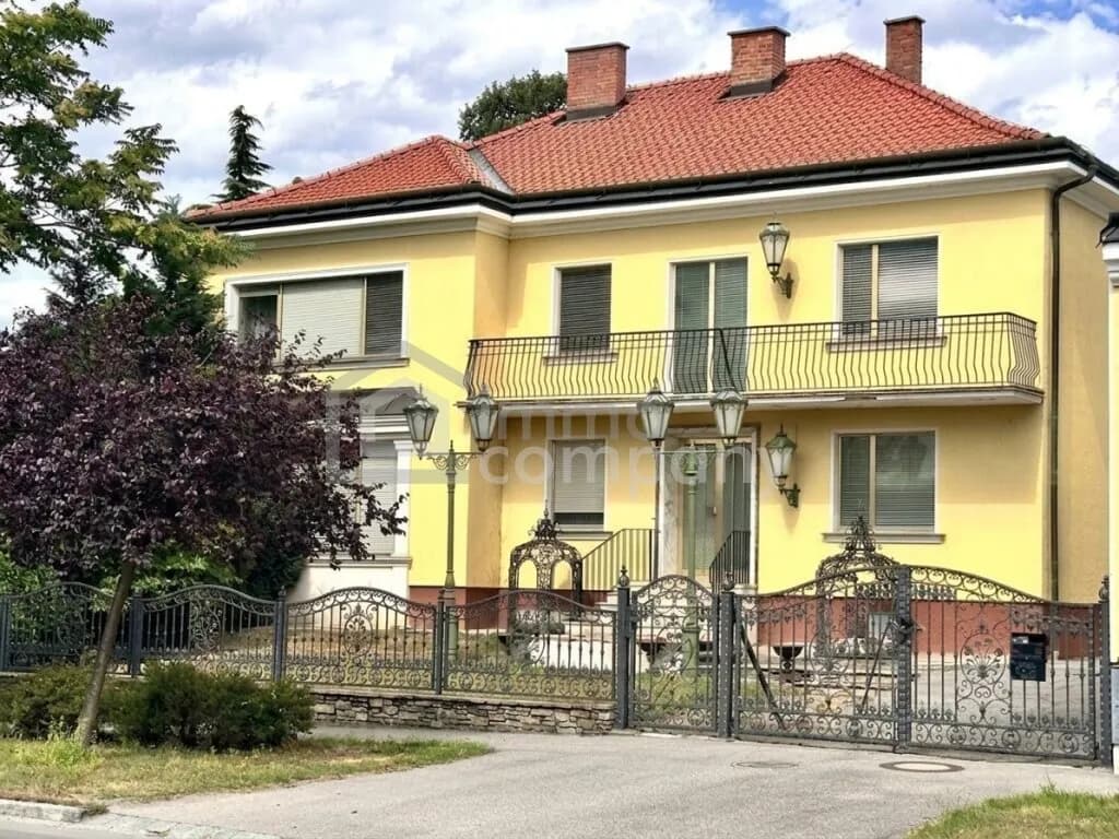 9-Zimmer-Haus kaufen in Gänserndorf – 370 m², € 535.000