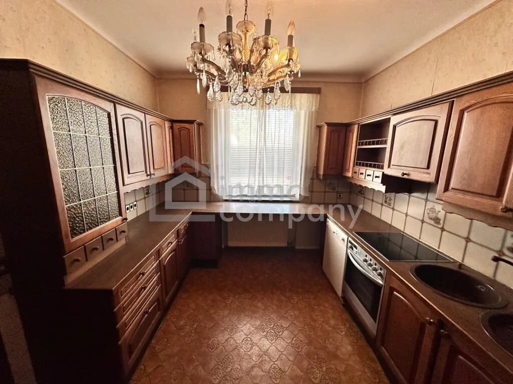 9-Zimmer-Haus kaufen in Gänserndorf – 370 m², € 535.000 – Bild 10 von 17