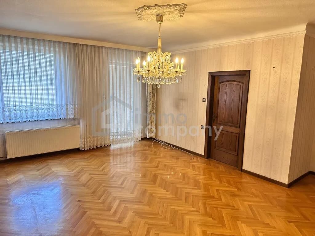 9-Zimmer-Haus kaufen in Gänserndorf – 370 m², € 535.000 – Bild 14 von 17