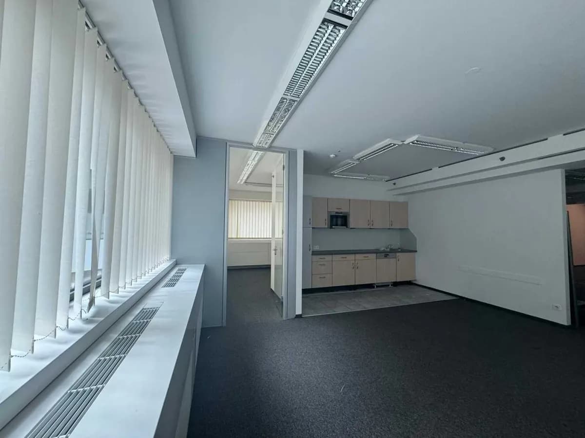 Gewerbeimmobilie mieten in Wien – 500 m², € 22 – Bild 7 von 22