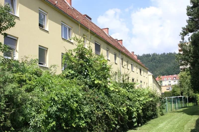 4-Zimmer-Wohnung mieten in Bruck-Mürzzuschlag – 99,64 m², € 647 – Bild 2 von 4