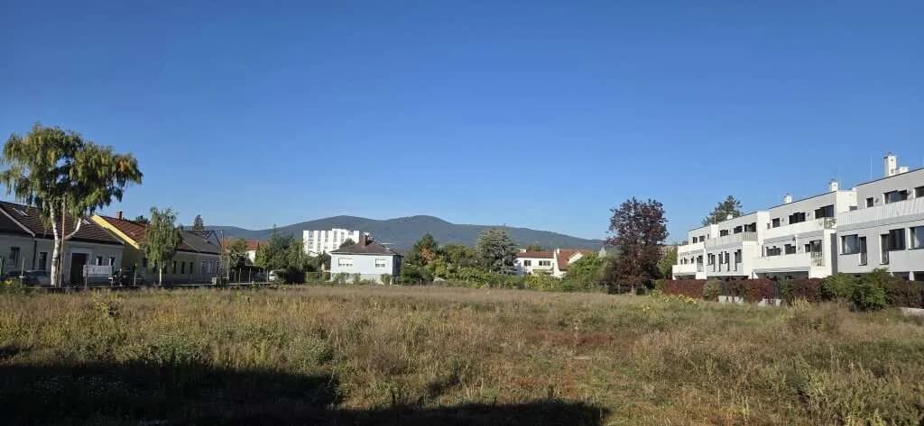 Grundstück kaufen in Mödling – 805 m², € 685.000