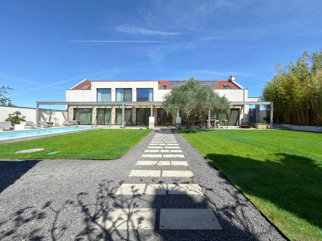10-Zimmer-Immobilie kaufen in Neusiedl am See – 450 m², € 2.180.000 – Bild 2 von 33