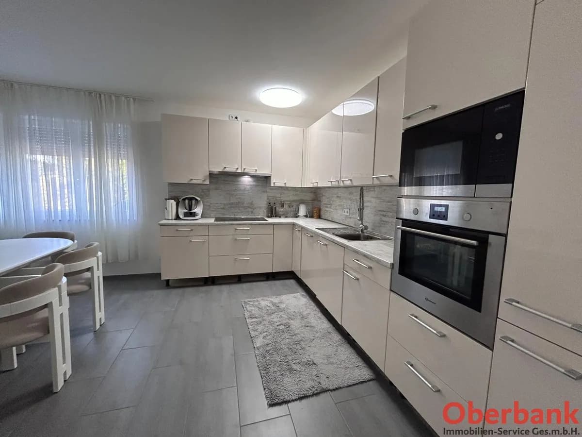 12-Zimmer-Gewerbeimmobilie kaufen in Grieskirchen – 270 m², € 680.000 – Bild 10 von 23