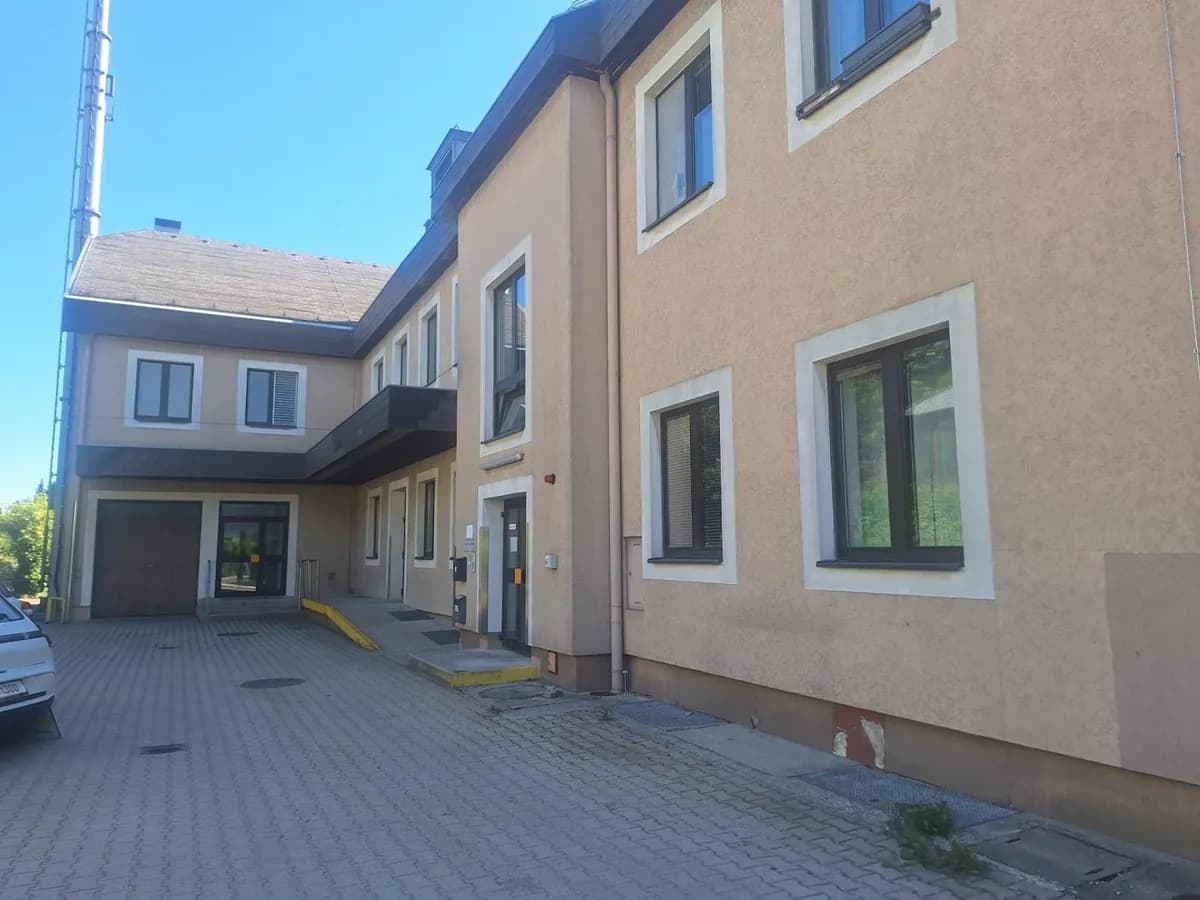 Haus kaufen in Sankt Pölten Land – 1 019 m², € 800.000 – Bild 2 von 13