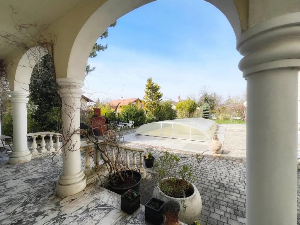 8-Zimmer-Immobilie kaufen in Baden – 2 069 m², € 1.600.000 – Bild 2 von 26