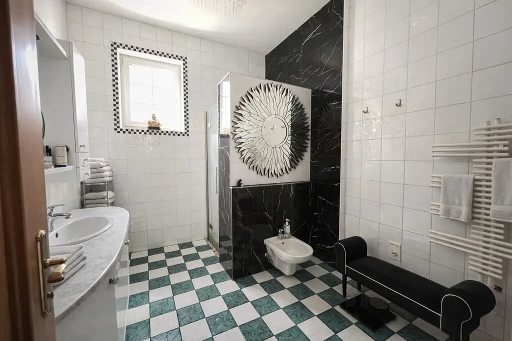8-Zimmer-Immobilie kaufen in Baden – 2 069 m², € 1.600.000 – Bild 11 von 26