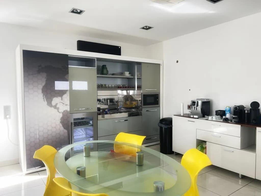 8-Zimmer-Immobilie kaufen in Baden – 2 069 m², € 1.600.000 – Bild 23 von 26