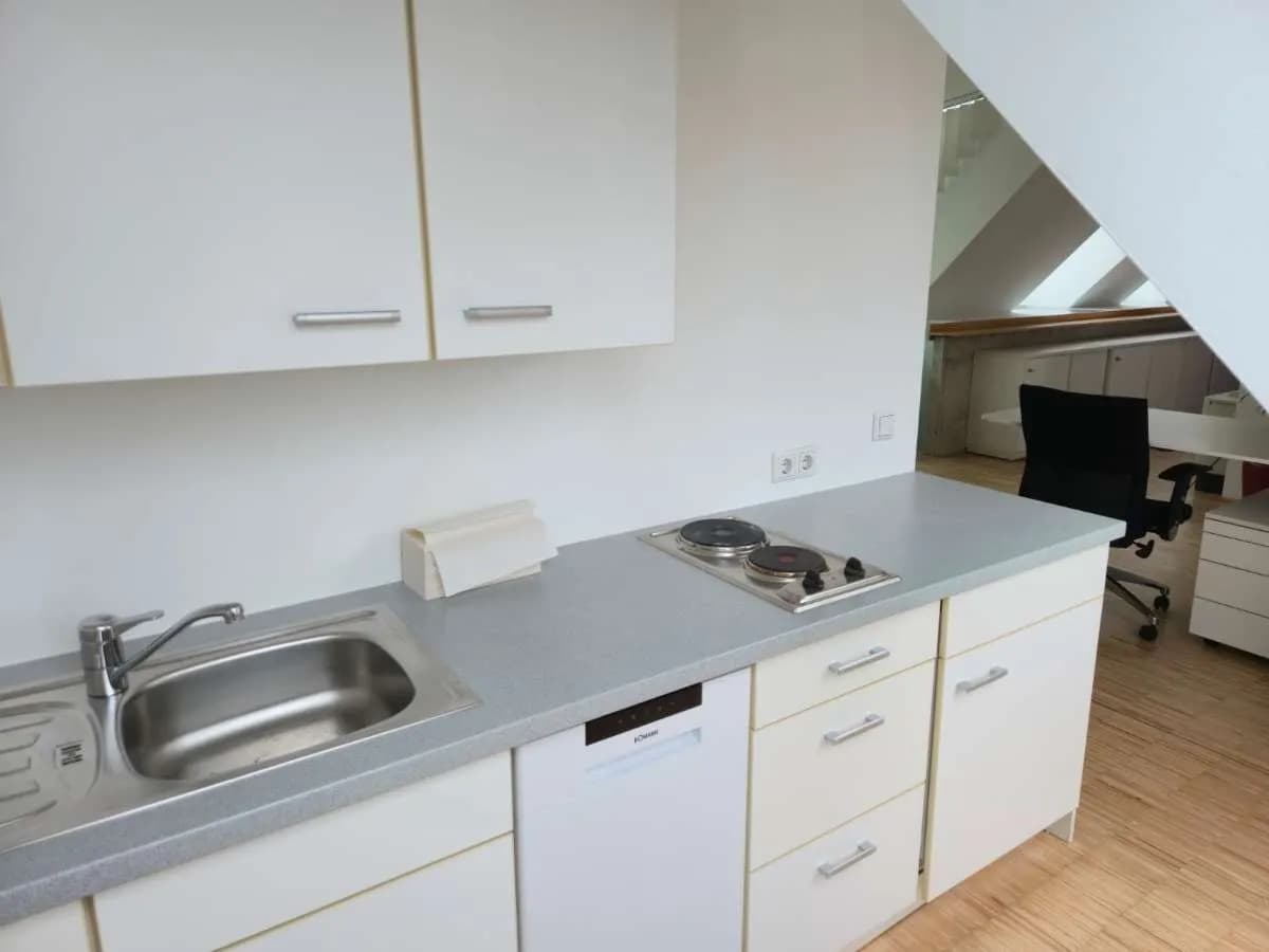 Gewerbeimmobilie mieten in Wien – 350 m², € 7.735 – Bild 11 von 12