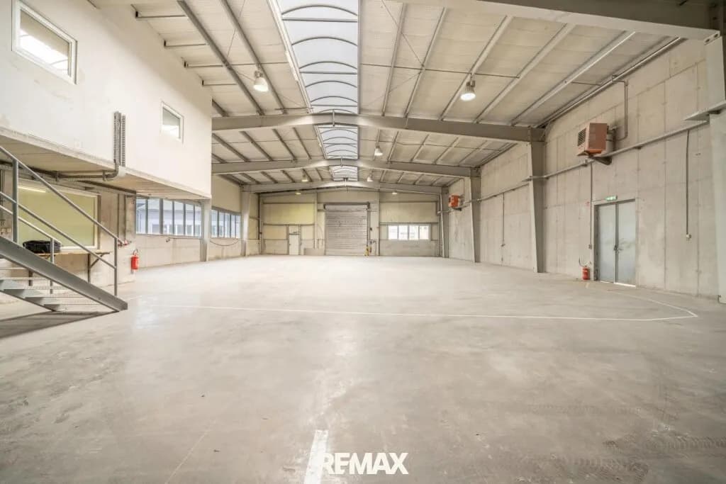 Gewerbeimmobilie mieten in Salzburg-Umgebung – 551 m², € 4.442 – Bild 3 von 19