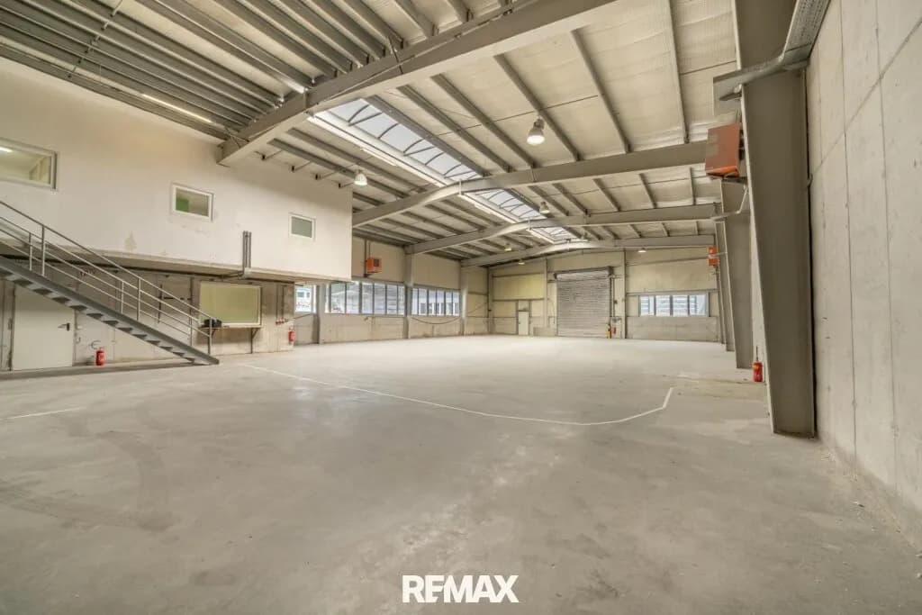 Gewerbeimmobilie mieten in Salzburg-Umgebung – 551 m², € 4.442 – Bild 4 von 19