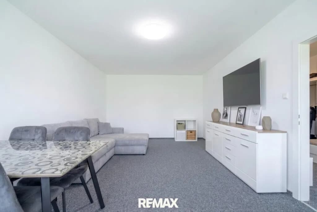 3-Zimmer-Immobilie kaufen in Salzburg Stadt – 59 m², € 245.000 – Bild 2 von 8