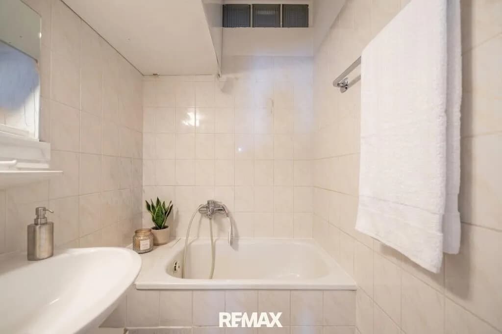 3-Zimmer-Immobilie kaufen in Salzburg Stadt – 59 m², € 245.000 – Bild 4 von 8