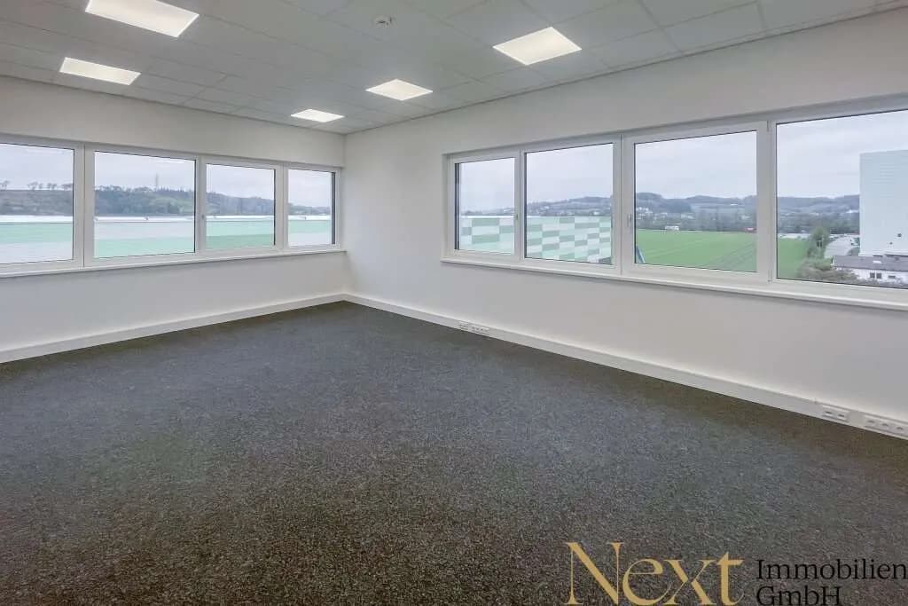 Gewerbeimmobilie mieten in Linz Land – 374 m², € 4.928 – Bild 2 von 8