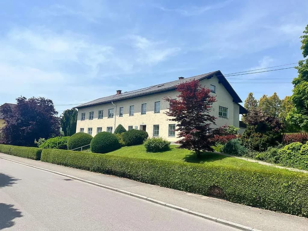 17-Zimmer-Wohnung mieten in Grieskirchen – 20 m², € 399