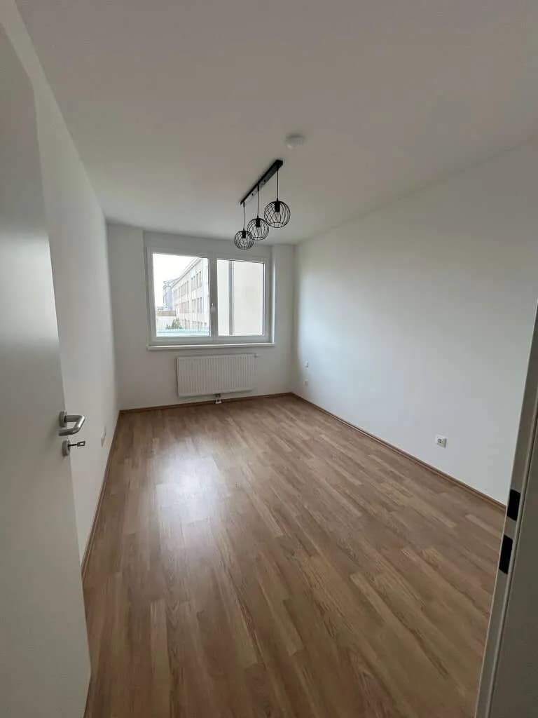 Wohnung mieten in Wiener Neustadt – 73,93 m², € 979 – Bild 2 von 6