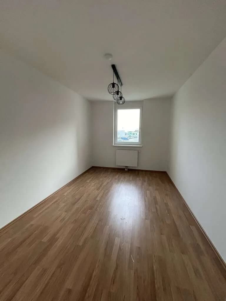 Wohnung mieten in Wiener Neustadt – 73,93 m², € 979 – Bild 3 von 6