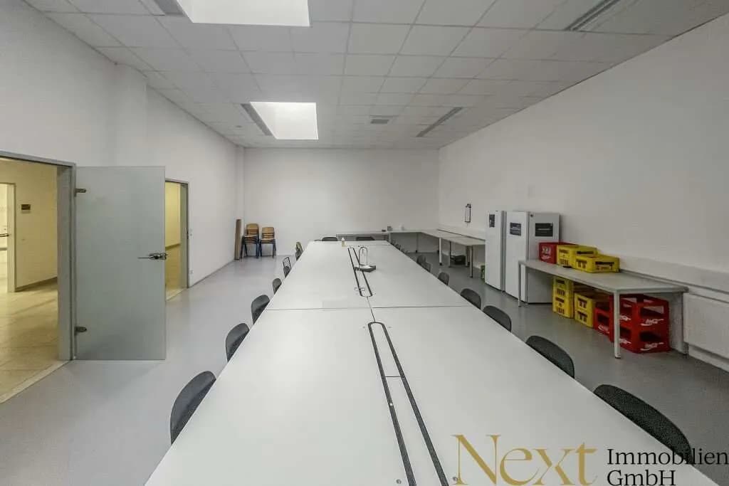Gewerbeimmobilie mieten in Linz Land – 4 078 m², € 39.055 – Bild 4 von 9