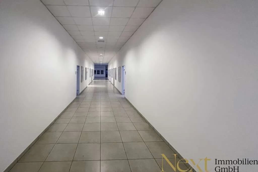 Gewerbeimmobilie mieten in Linz Land – 4 078 m², € 39.055 – Bild 9 von 9
