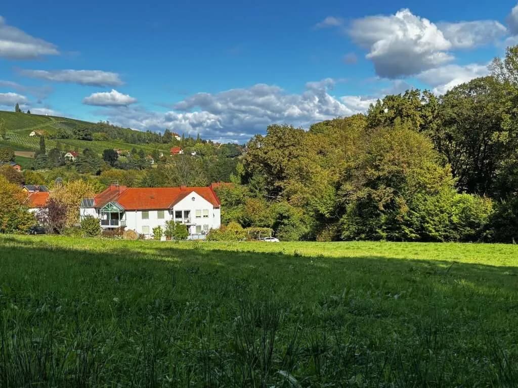 Grundstück kaufen in Südoststeiermark – 946 m², € 43.516