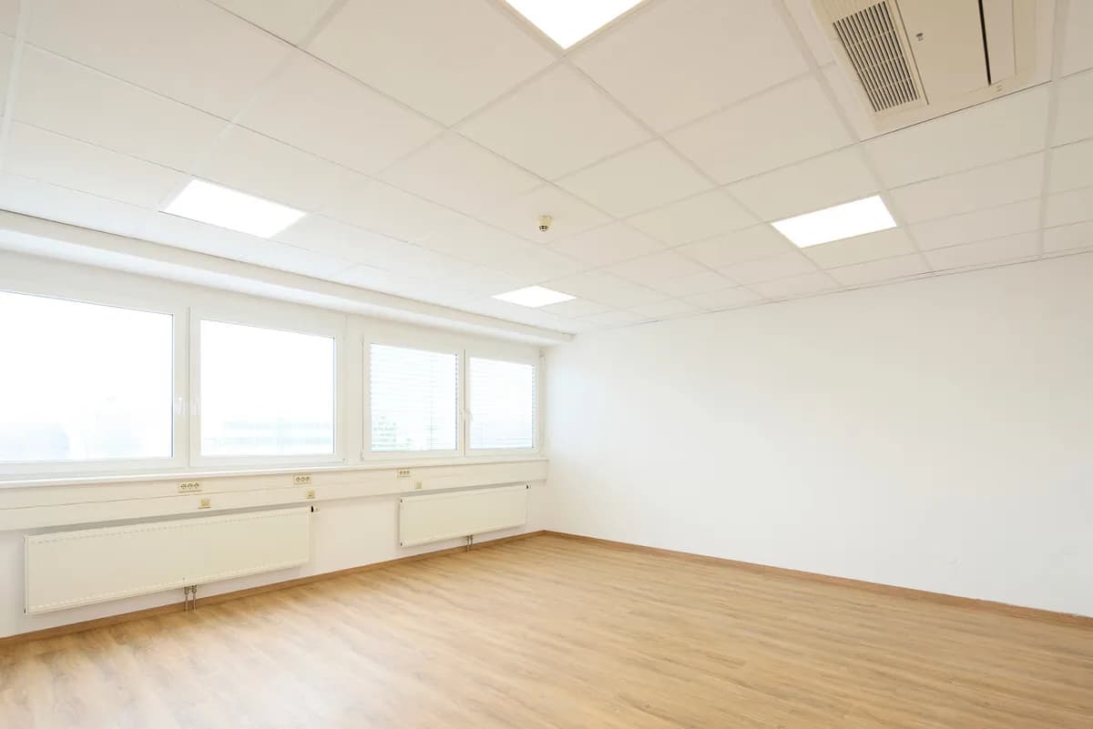 Gewerbeimmobilie mieten in Sankt Pölten – 61 m², € 834 – Bild 4 von 6