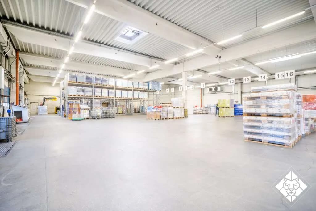 20-Zimmer-Gewerbeimmobilie mieten in Kufstein – 3 413 m², € 25.000 – Bild 13 von 45
