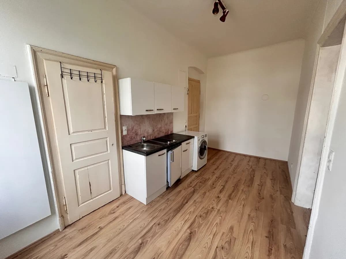2-Zimmer-Wohnung mieten in Graz – 33 m², € 359 – Bild 2 von 13