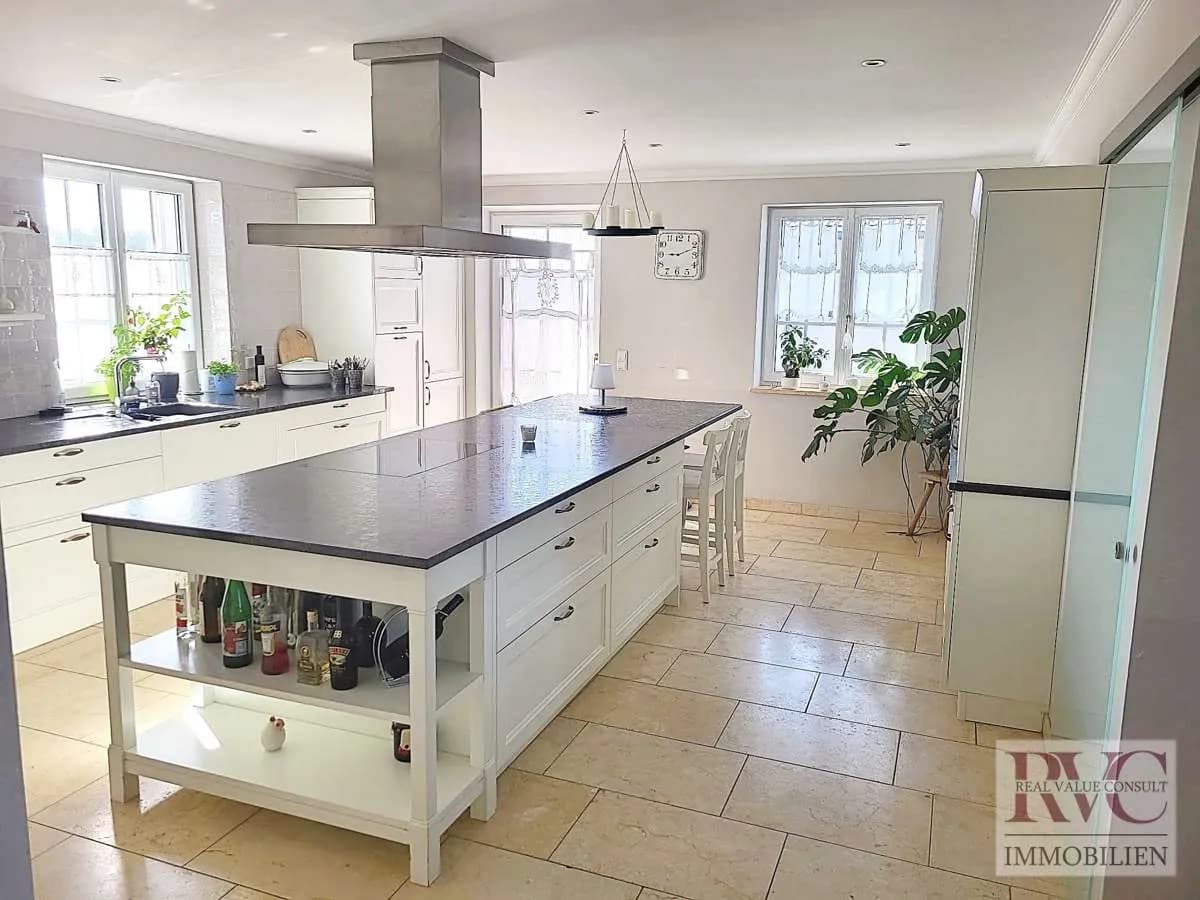 8-Zimmer-Haus kaufen in Braunau am Inn – 256,6 m², € 998.500 – Bild 2 von 19