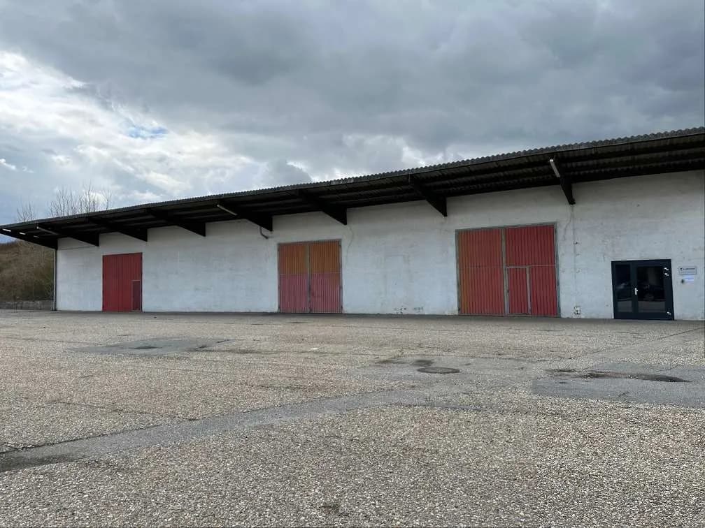 Gewerbeimmobilie mieten in Mistelbach – 563 m², € 2.815