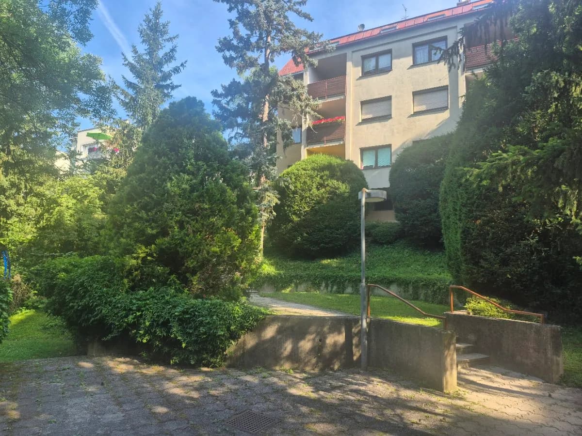 2-Zimmer-Wohnung kaufen in Wien – 46 m², € 195.000 – Bild 1 von 16