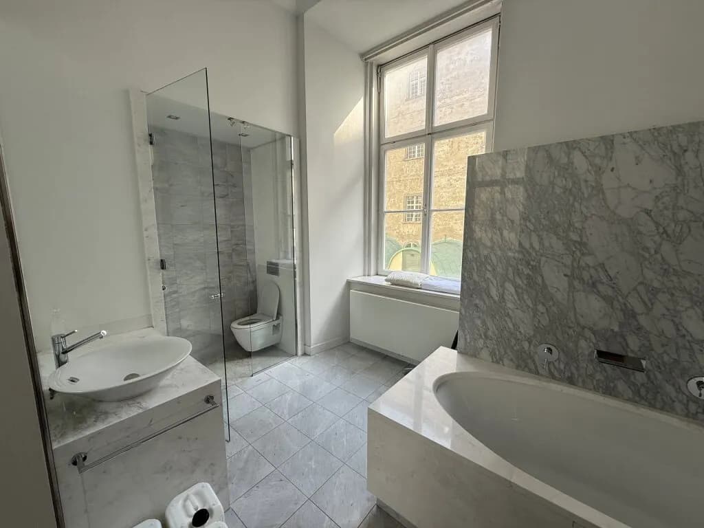 5-Zimmer-Gewerbeimmobilie mieten in Wien – 190 m², € 8.500 – Bild 6 von 8